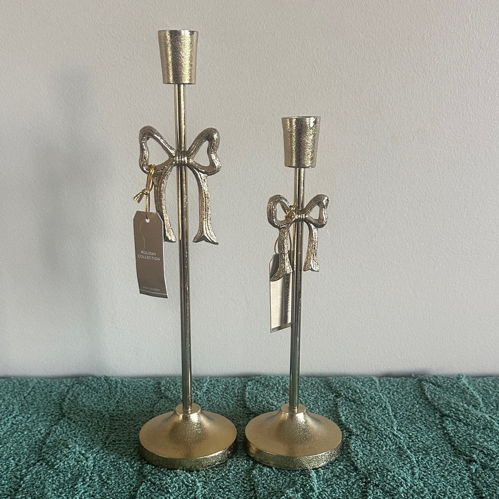 Glitz & Glimmer Holiday Collection Gold Tone Candle Holders Gold Bow NEW!